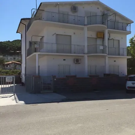 Il Balcone Sul Mare Mansarde *