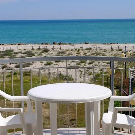 Apartman Il Balcone Sul Mare Mansarde *